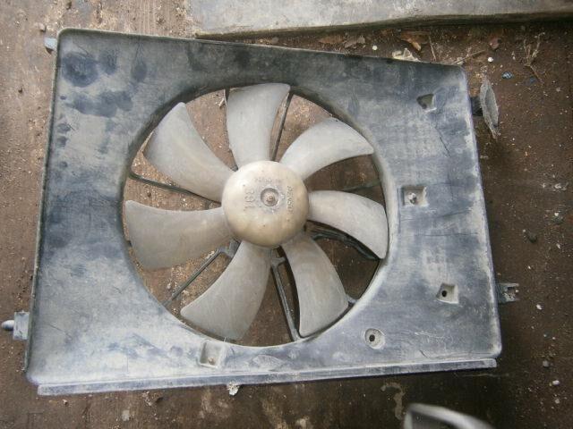 Диффузор радиатора Хонда Фит в Златоусте 24055